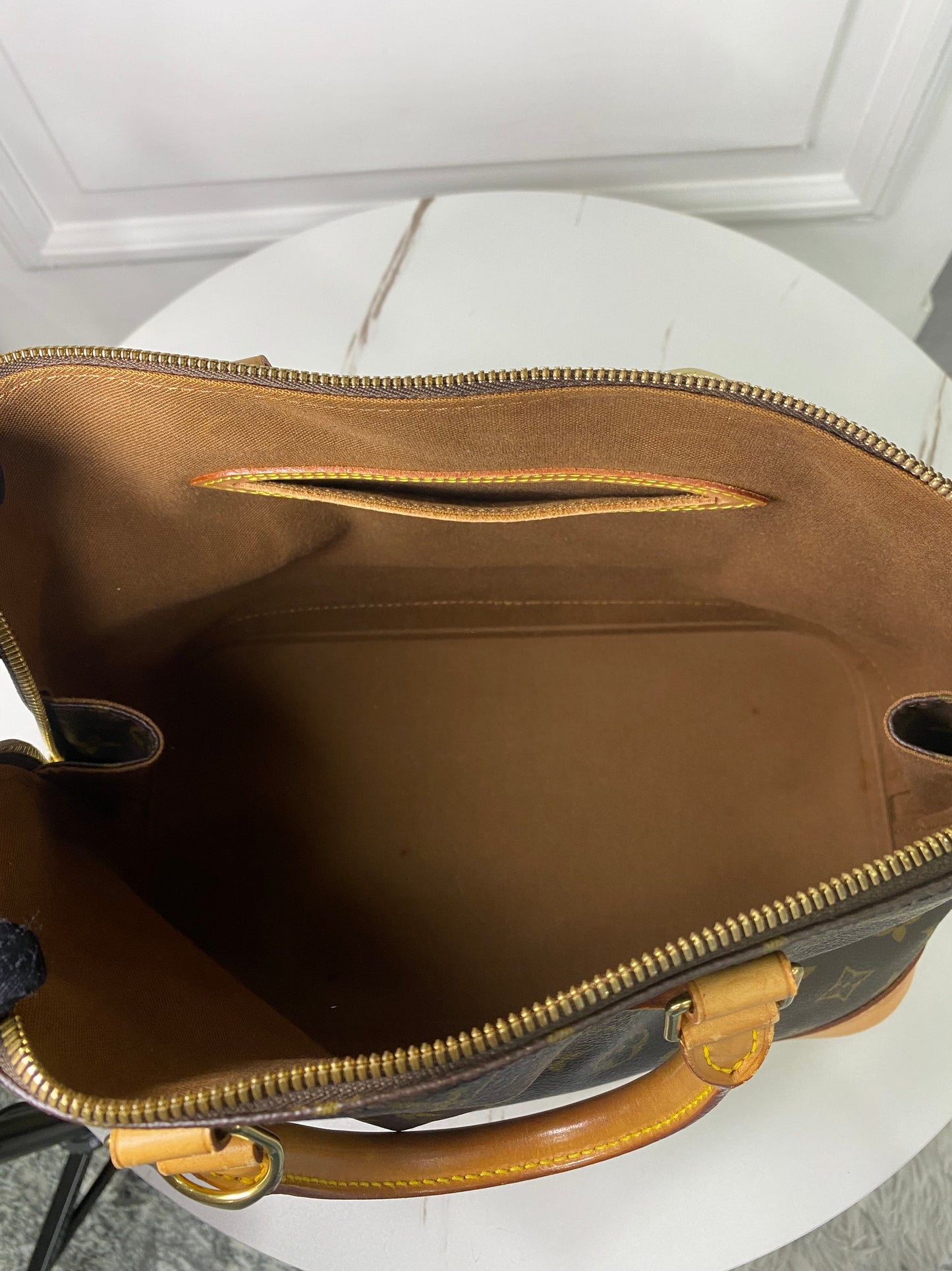 Louis Vuitton Alma PM