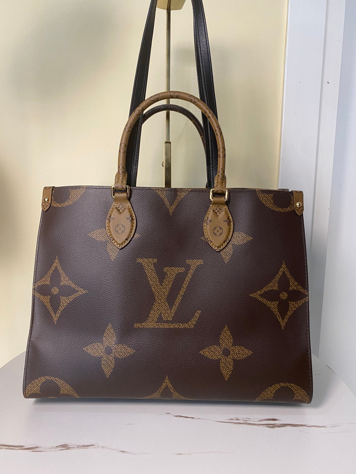 Borsa Louis Vuitton OnTheGo MM