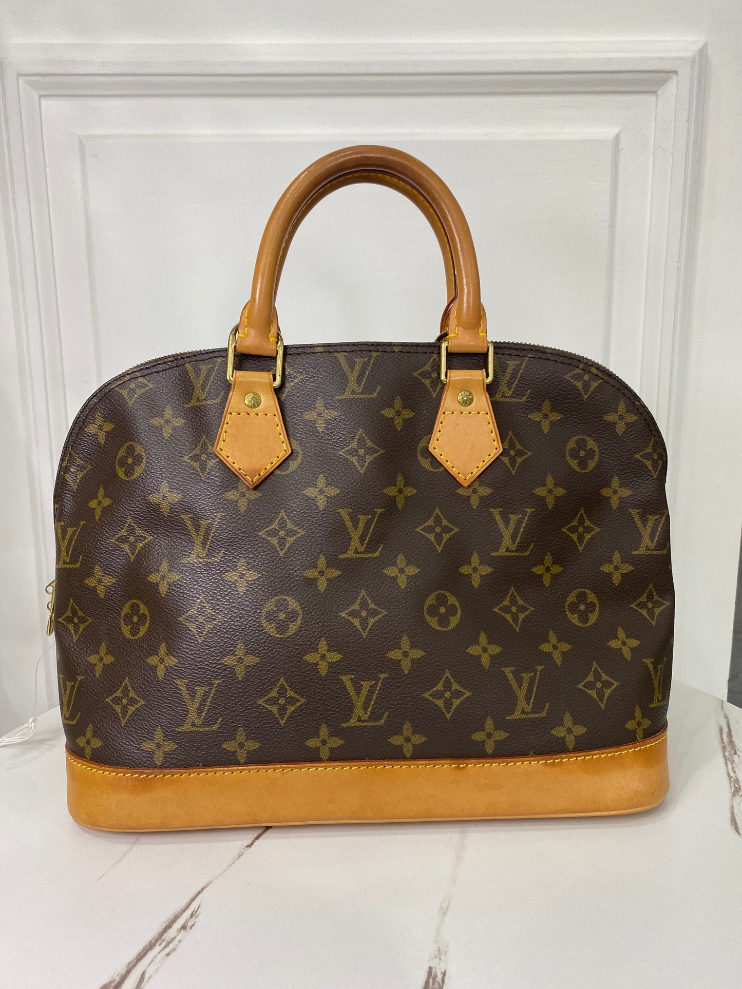 Louis Vuitton Alma PM