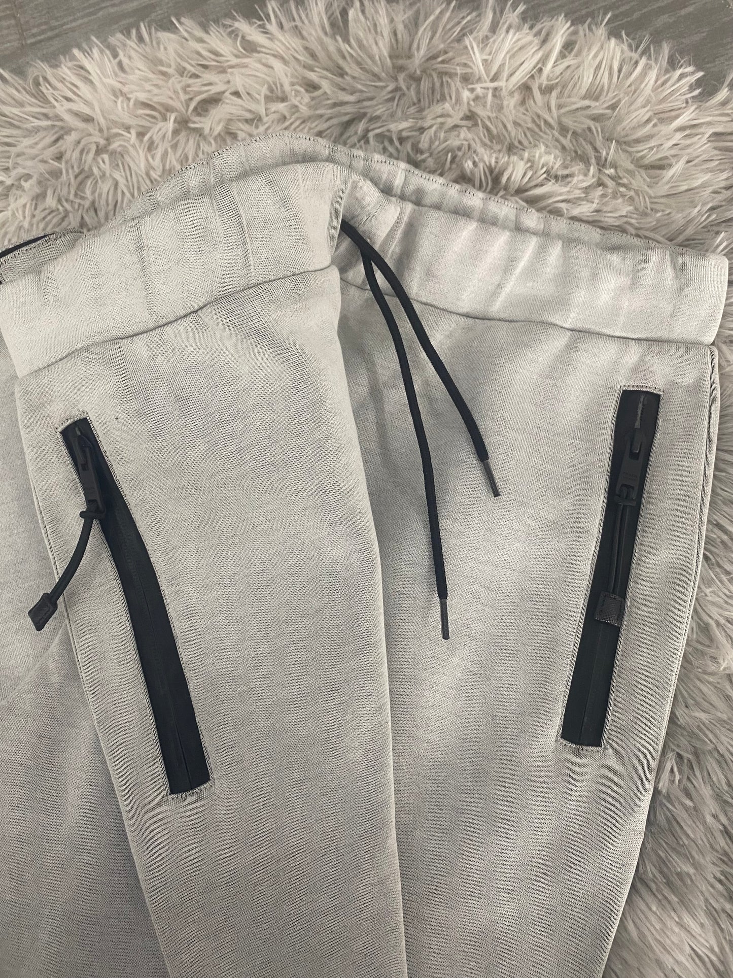Pantalone Prada
