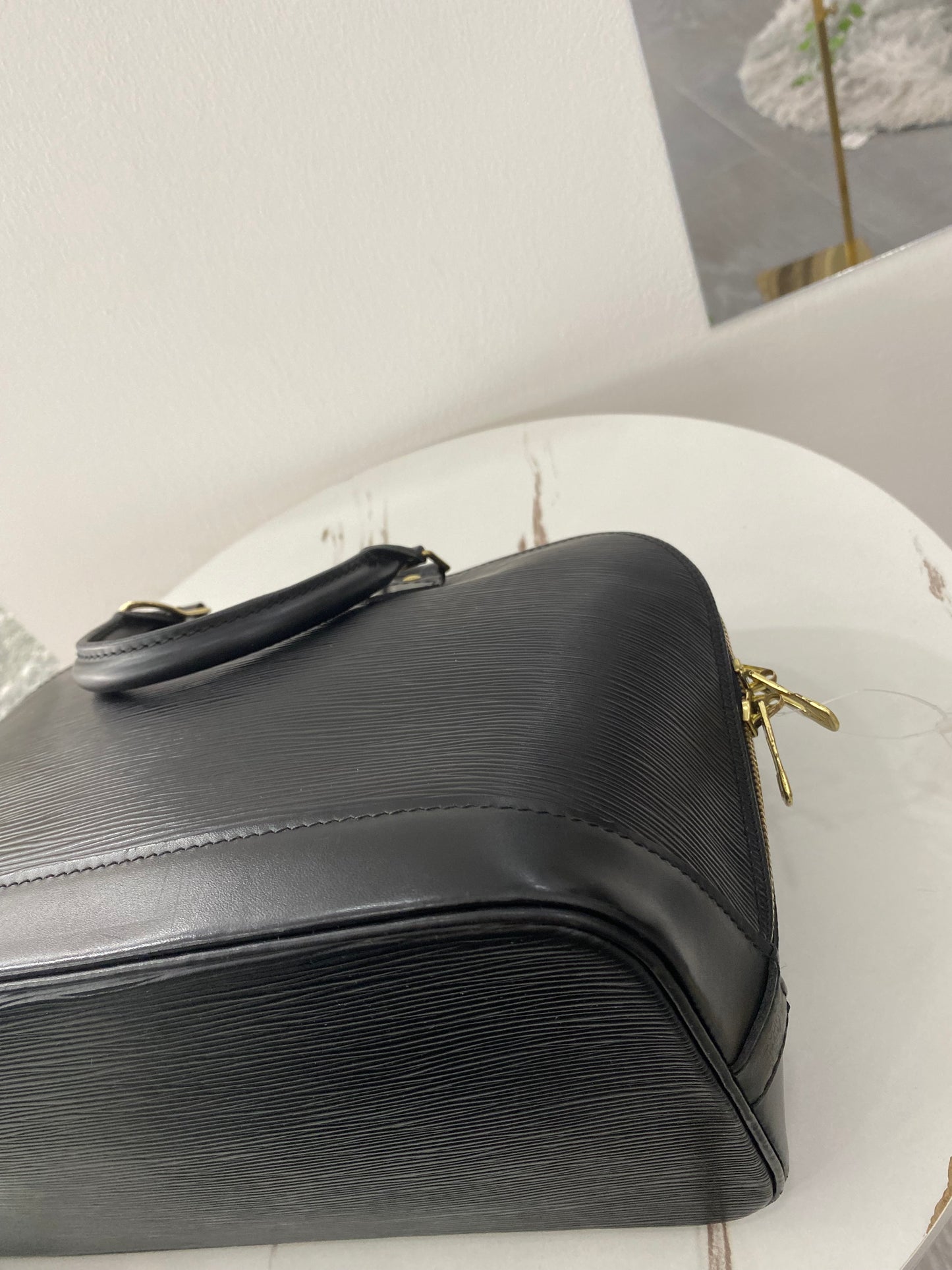 Louis Vuitton Alma PM