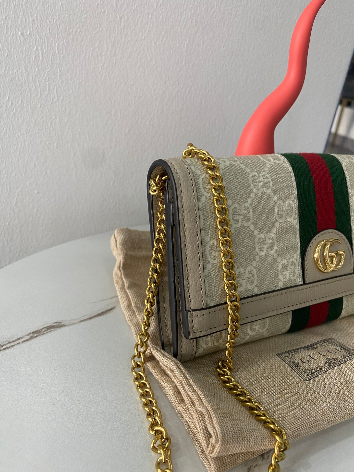 Portafoglio con tracolla Gucci Ophidia GG