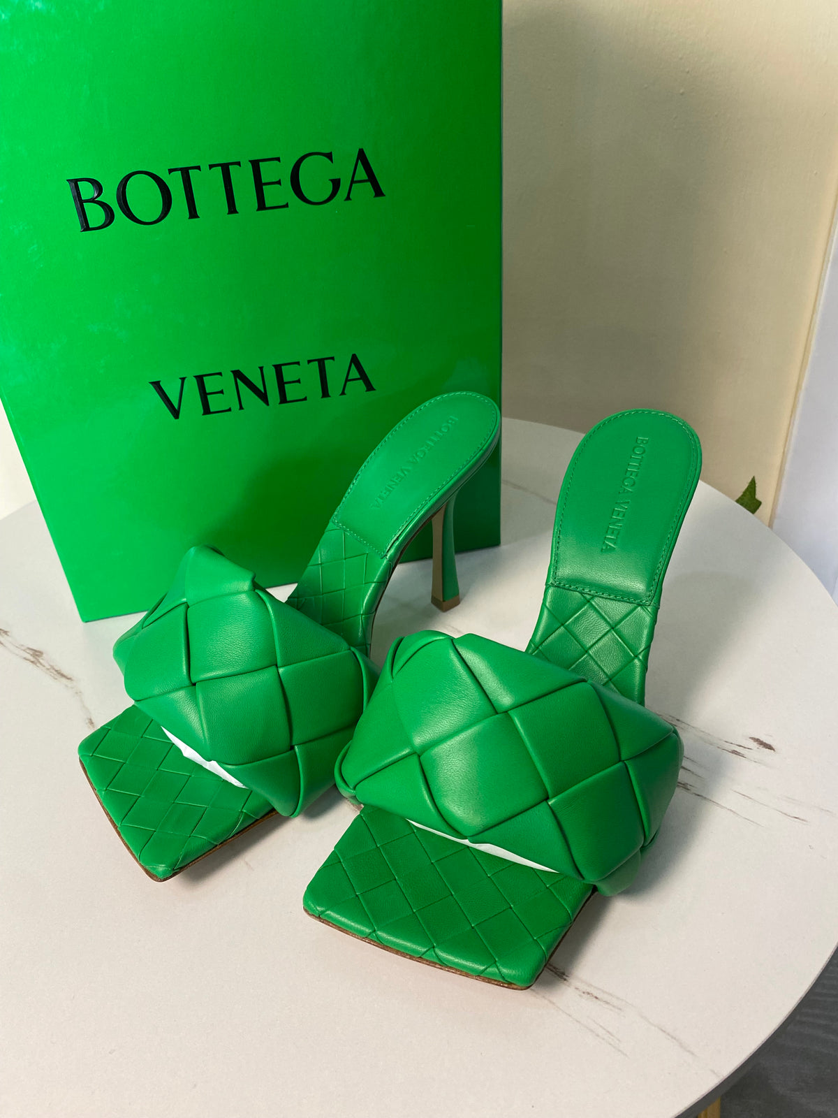 Sandali Bottega Veneta Mule Lido