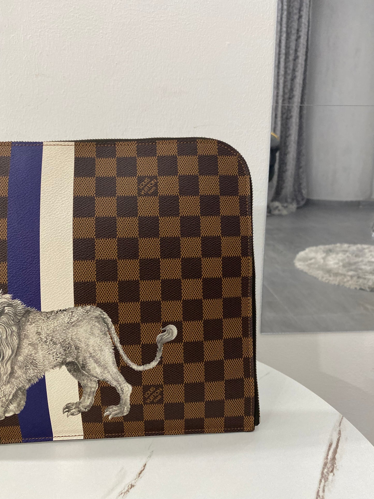 Pochette Louis Vuitton Jour GM