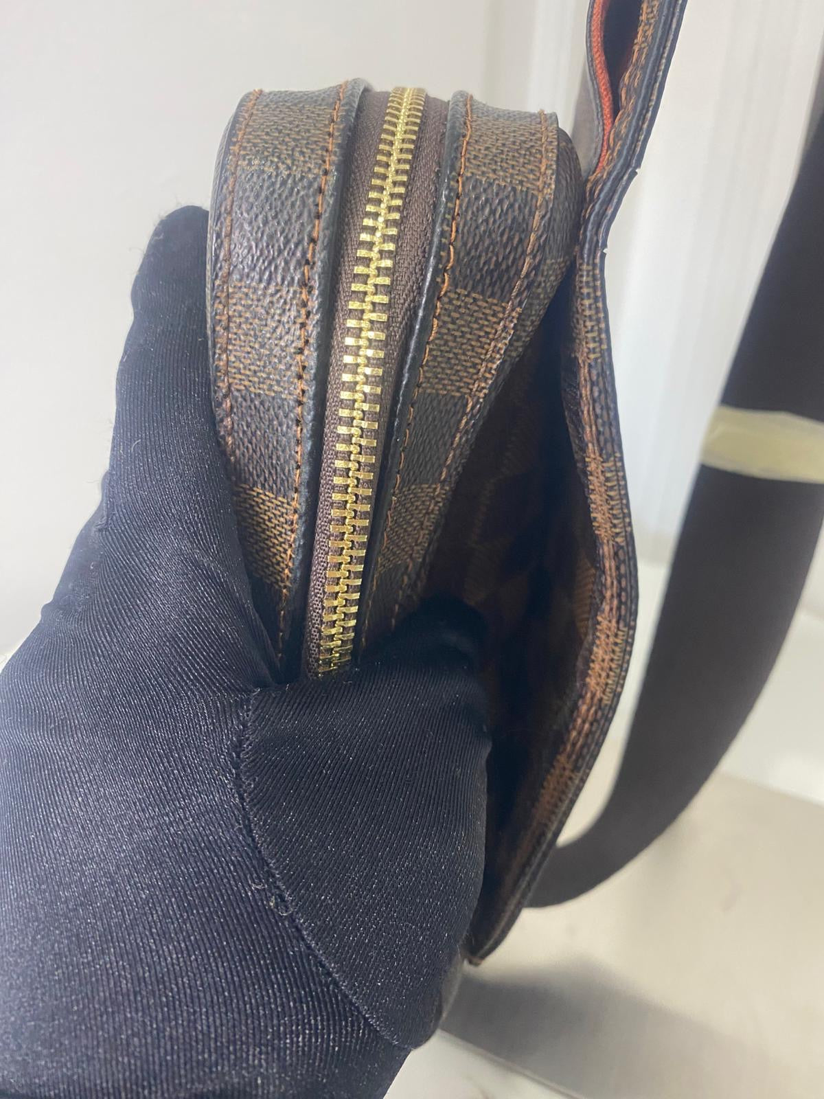 Louis Vuitton Marsupio Geronimos