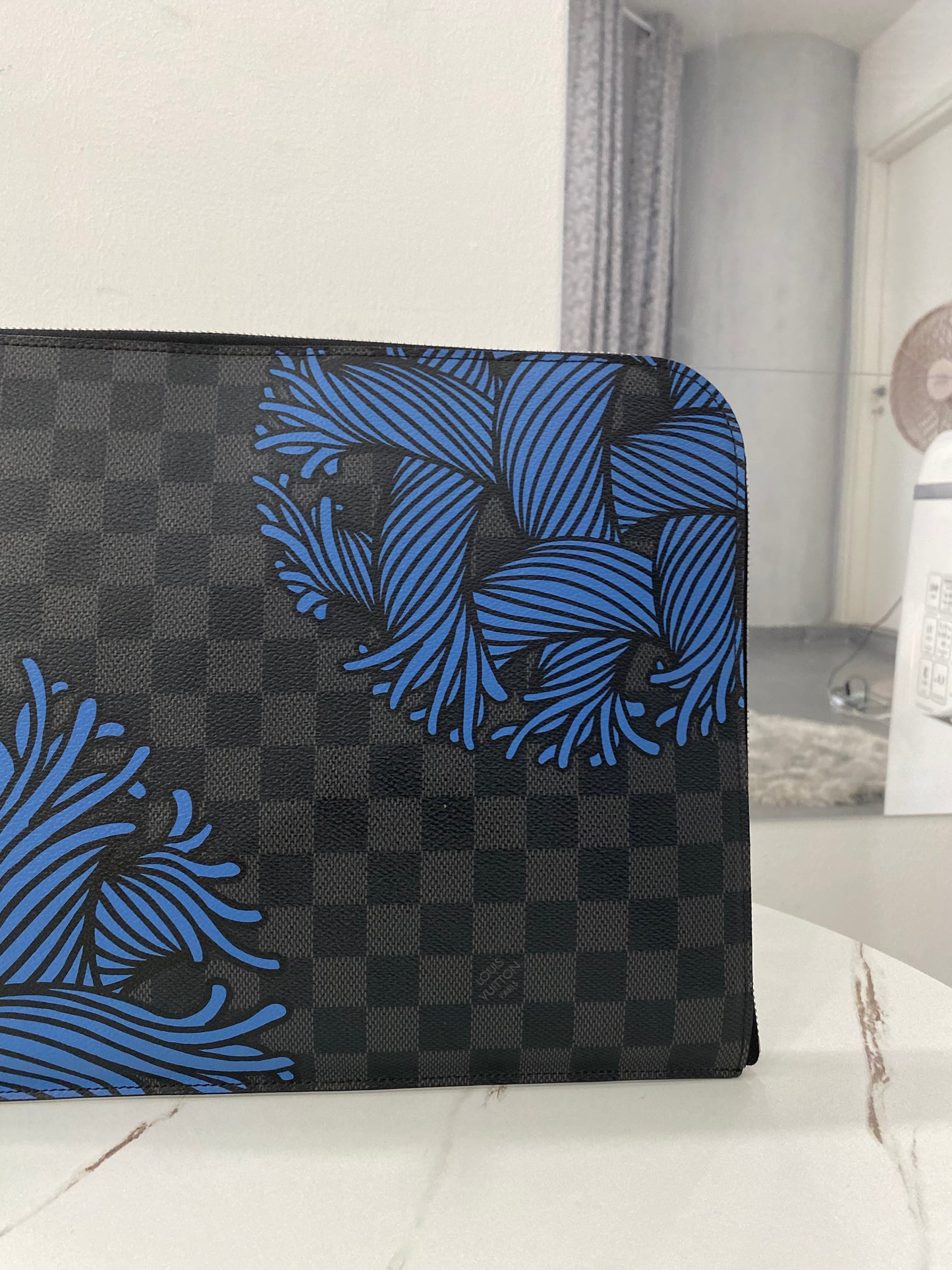 Pochette Louis Vuitton Jour GM