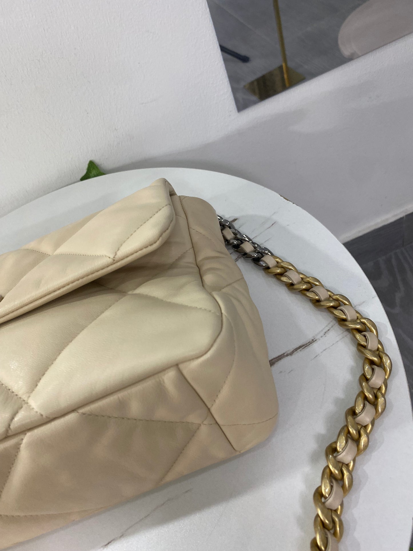 Borsa Chanel 19