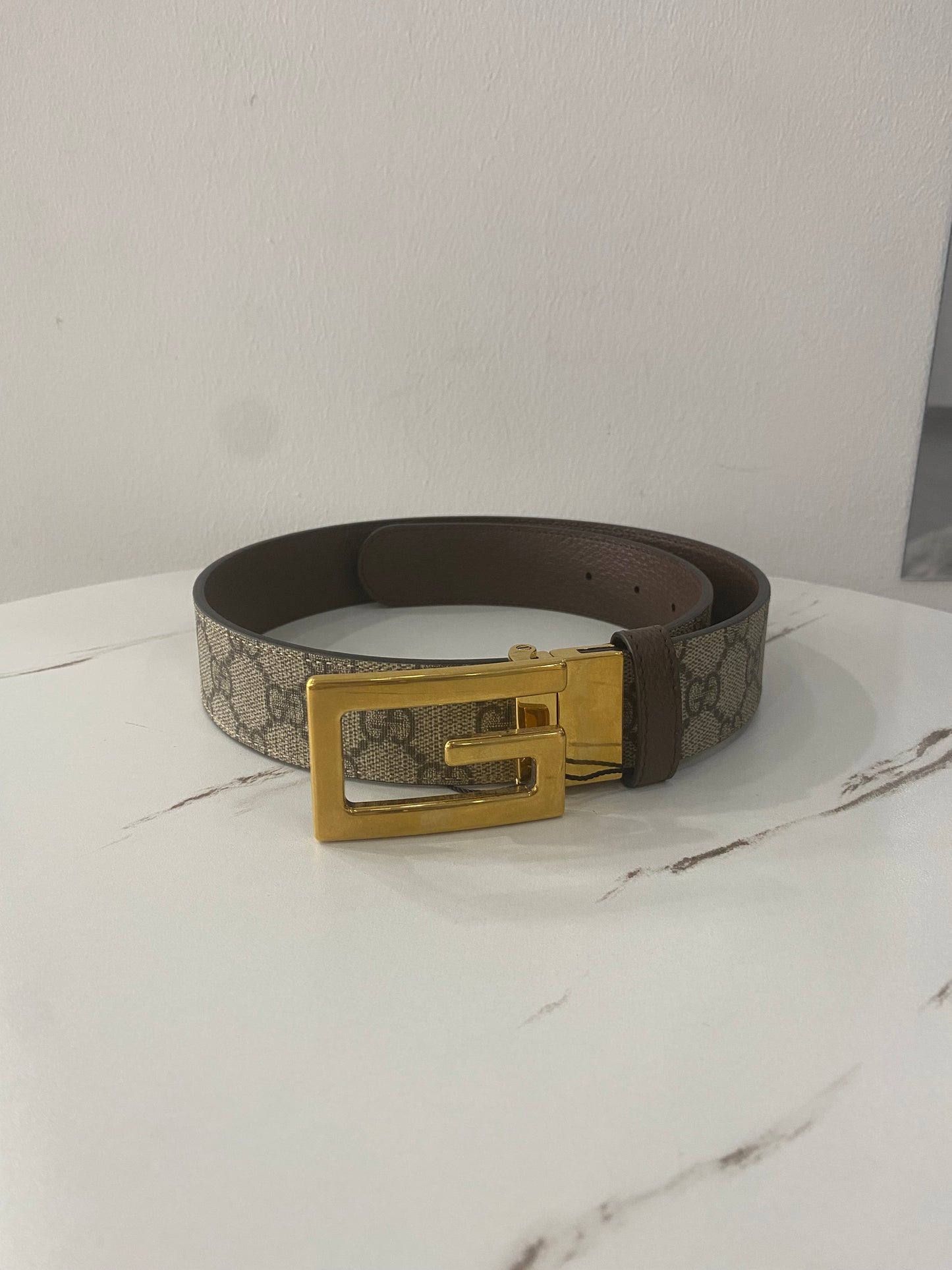 Cintura Gucci GG Reversibile
