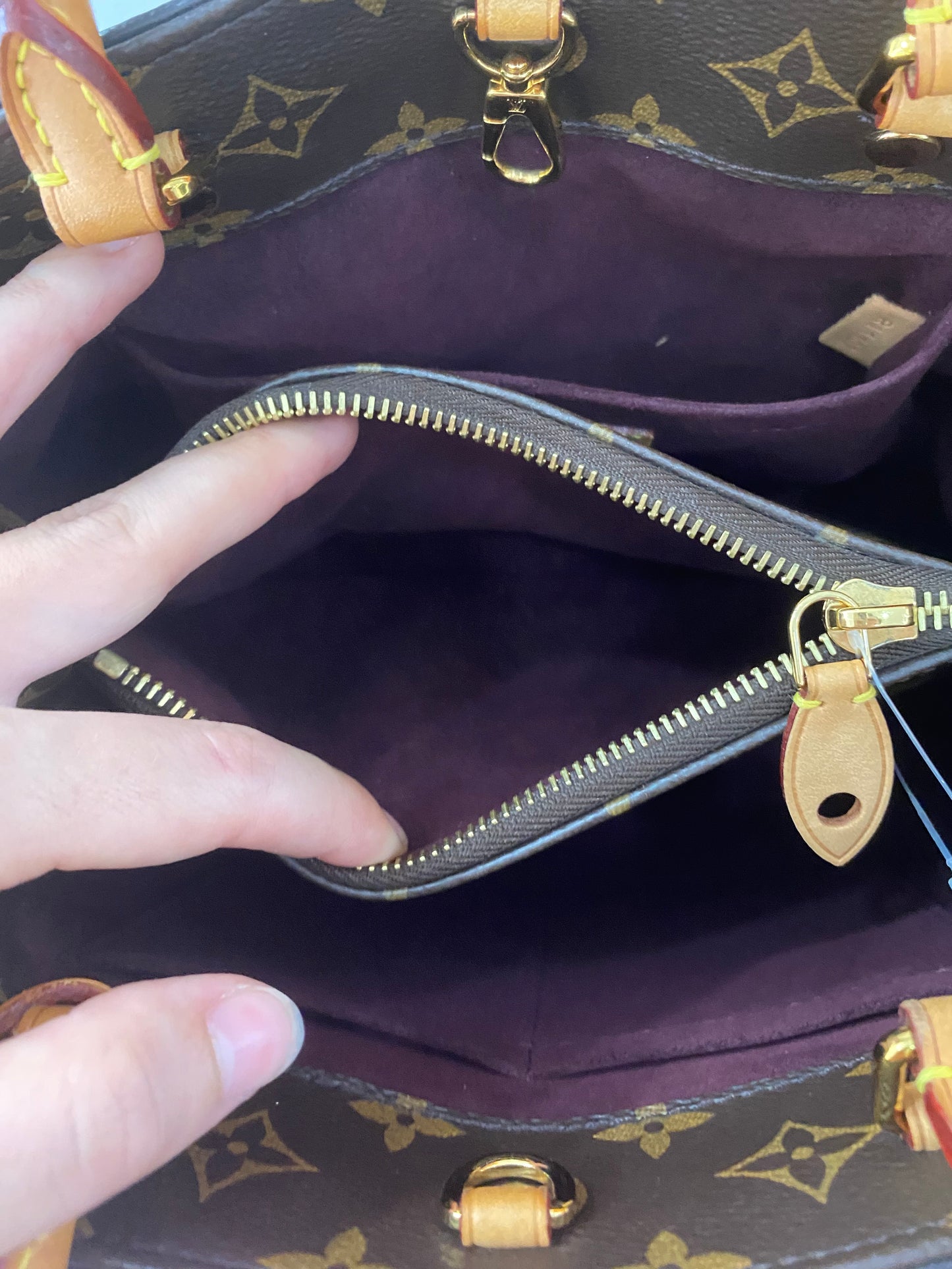 Borsa Louis Vuitton Montaigne BB