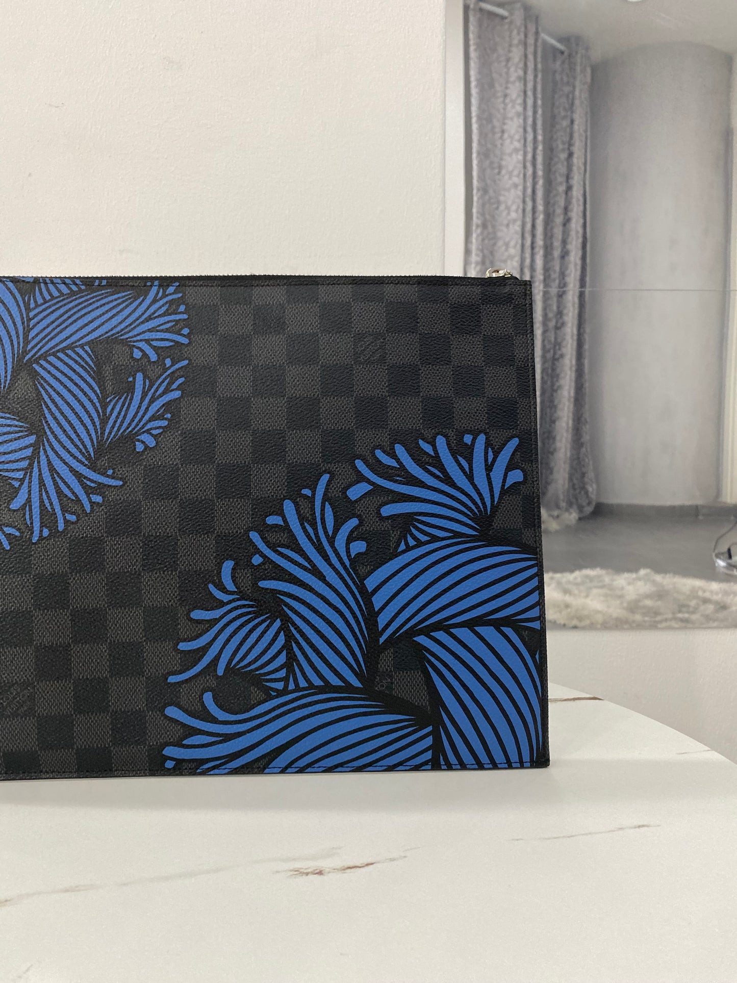 Pochette Louis Vuitton Jour GM