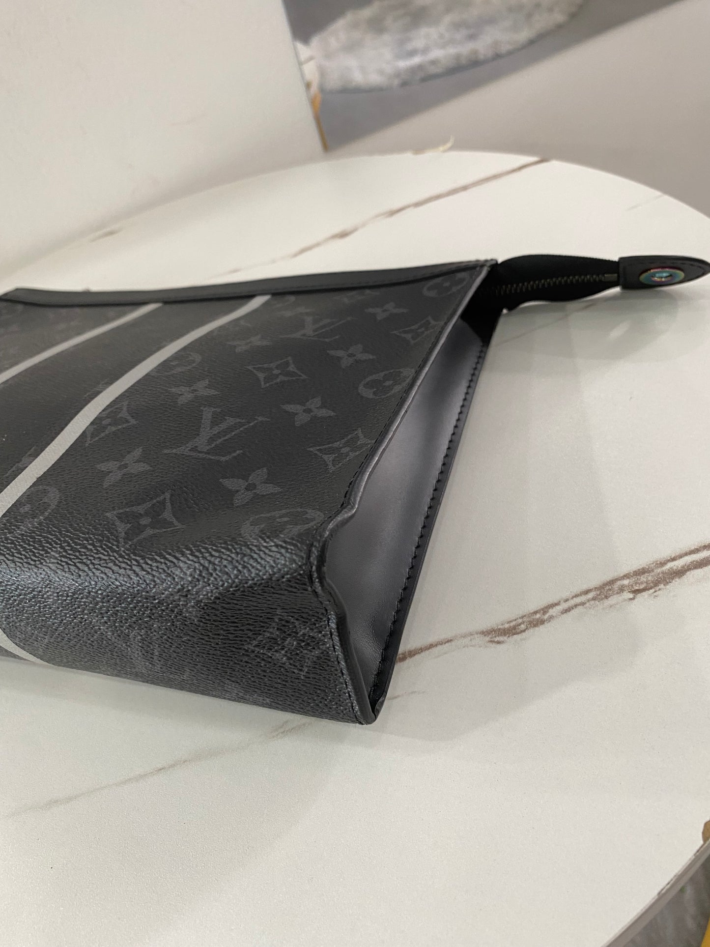 Pochette Louis Vuitton Voyage MM