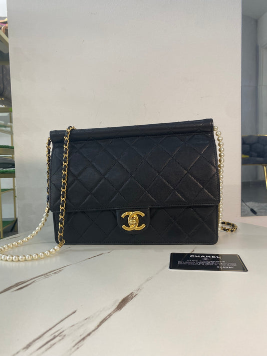 Borsa Chanel Classic Pearl Chain Flap Bag