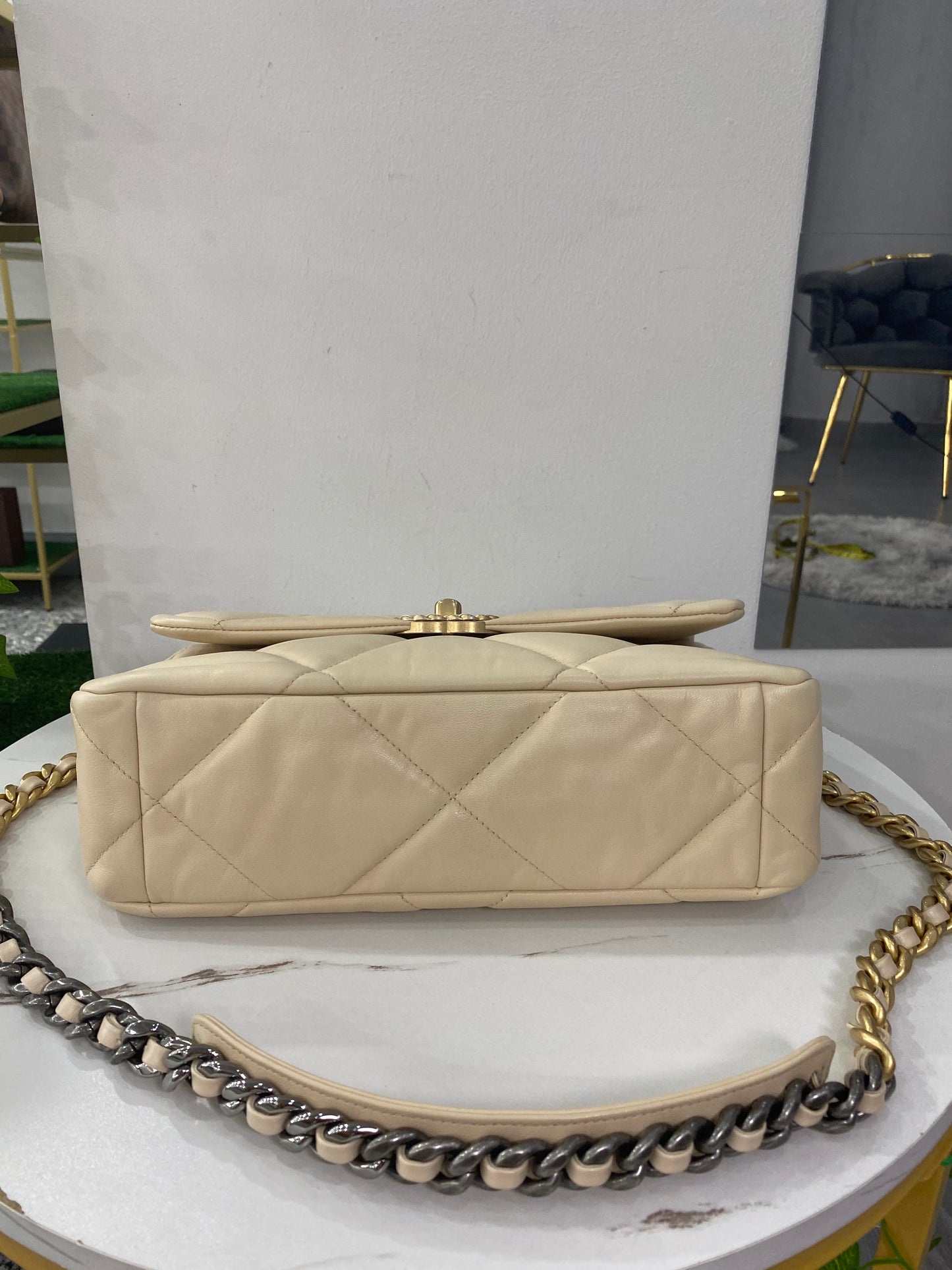 Borsa Chanel 19