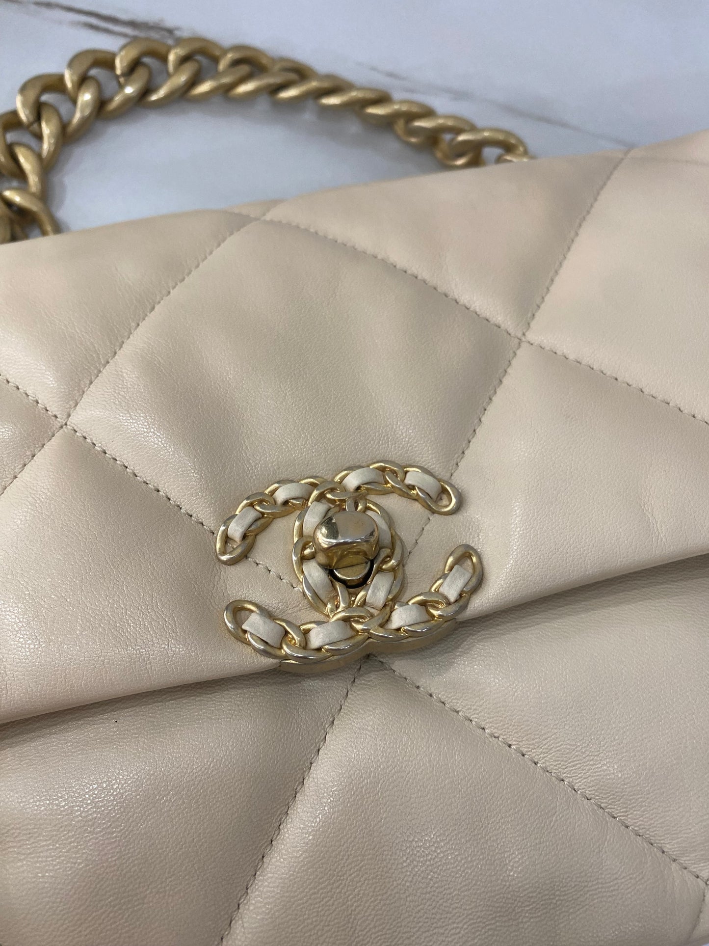 Borsa Chanel 19