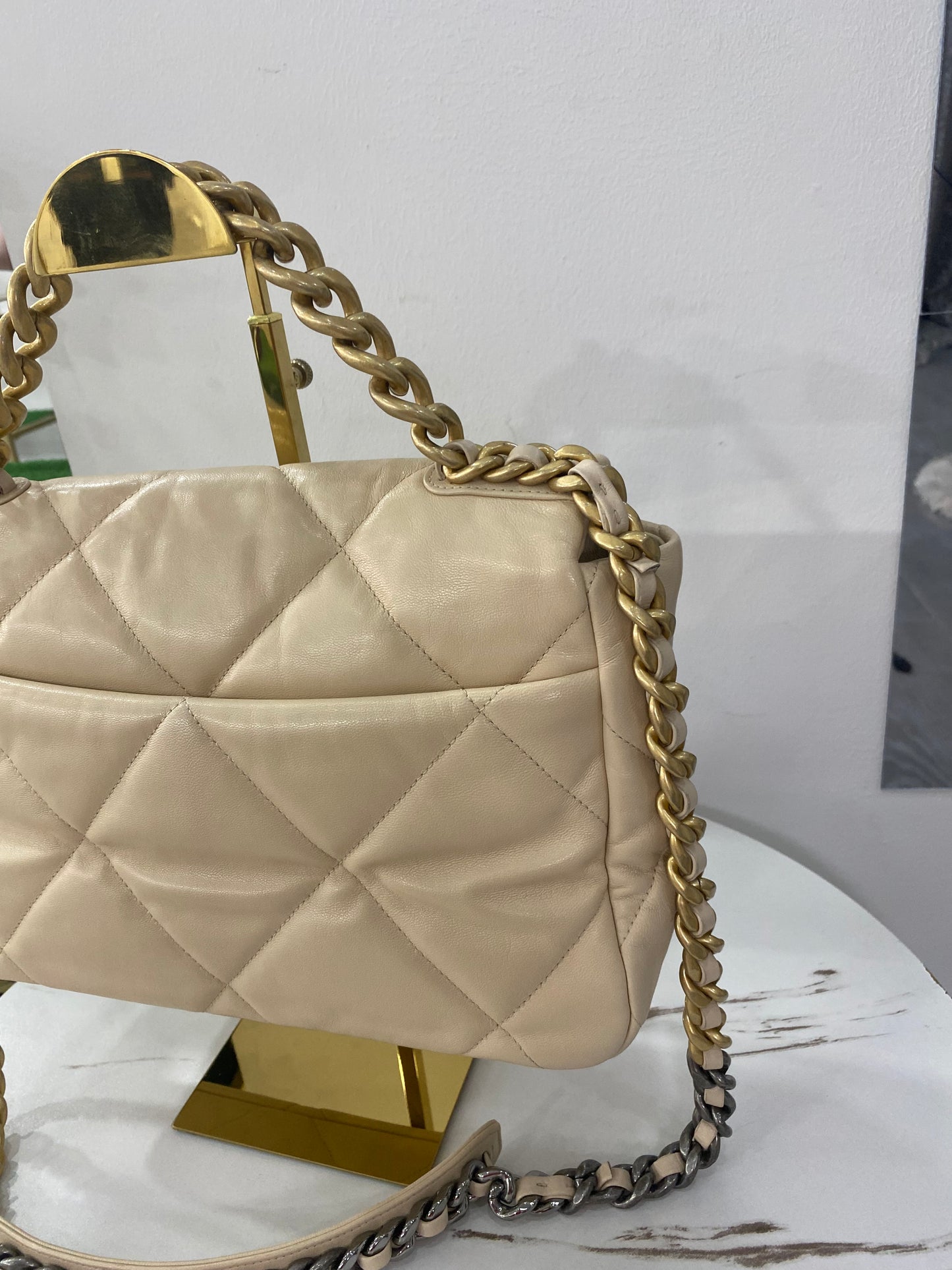 Borsa Chanel 19