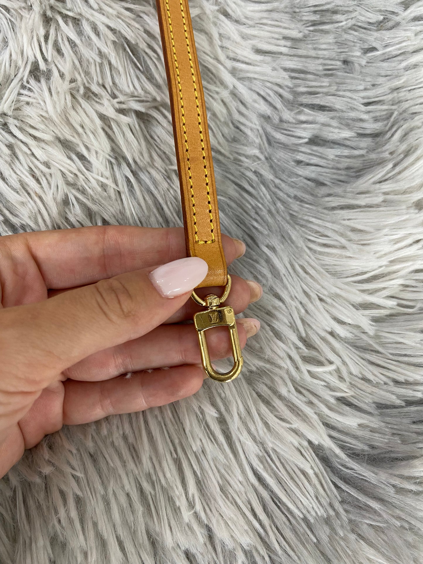 Tracolla Louis Vuitton sottile