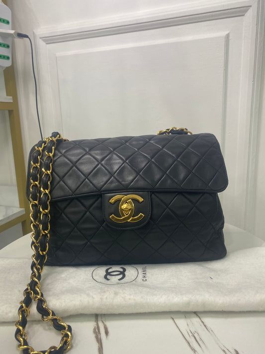 Chanel Maxi Jumbo