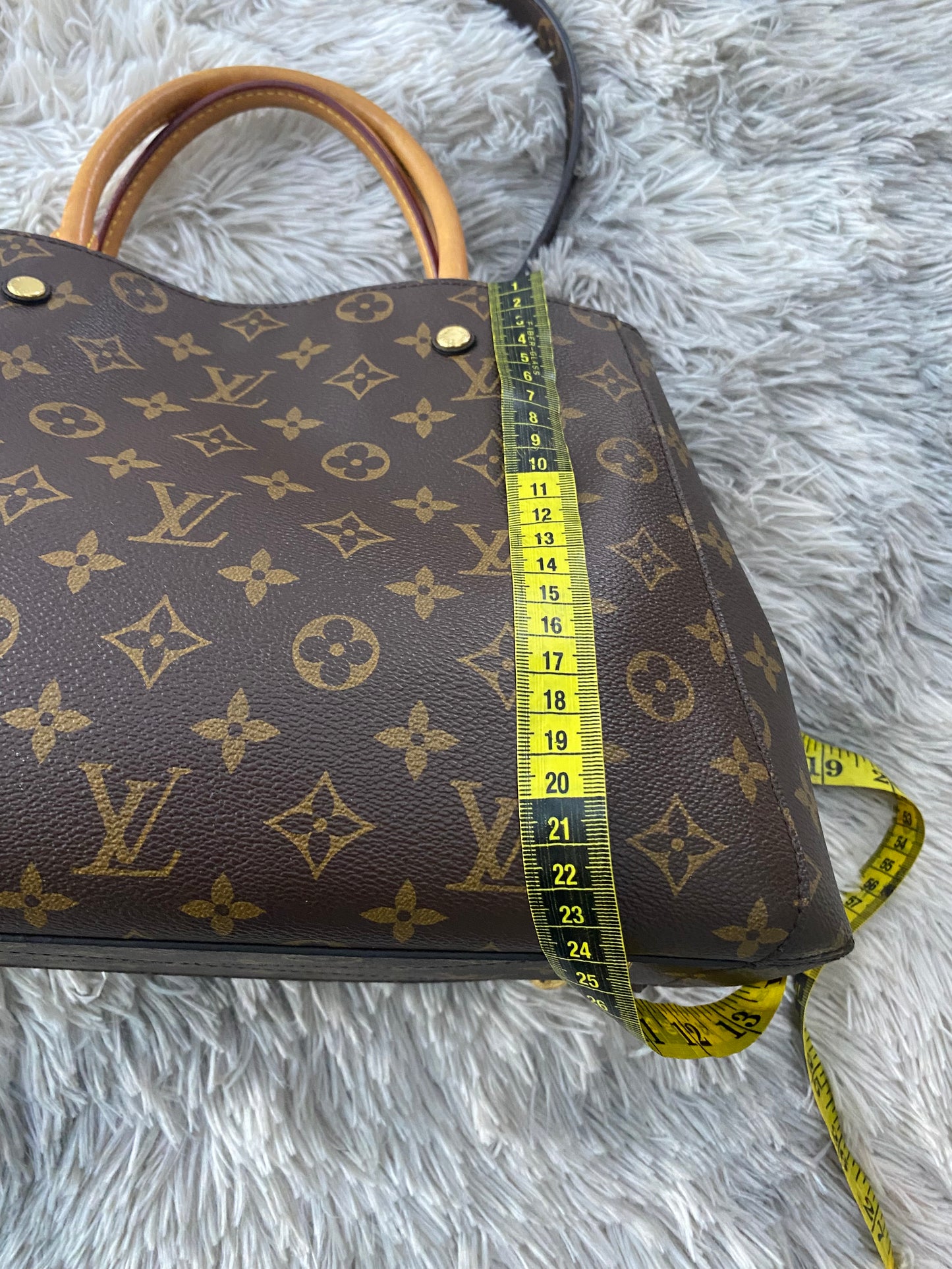 Borsa Louis Vuitton Montaigne MM