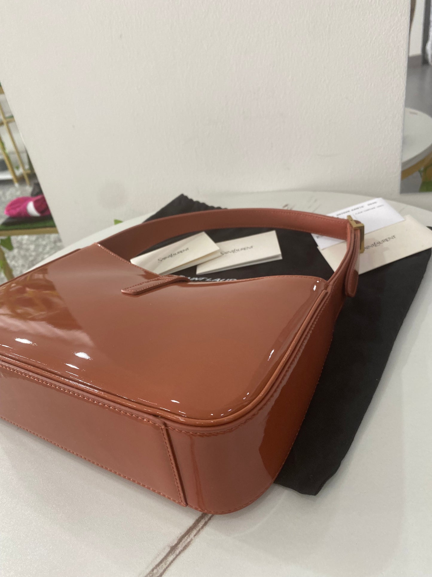 Borsa Saint Laurent Le 5 à 7 YSL