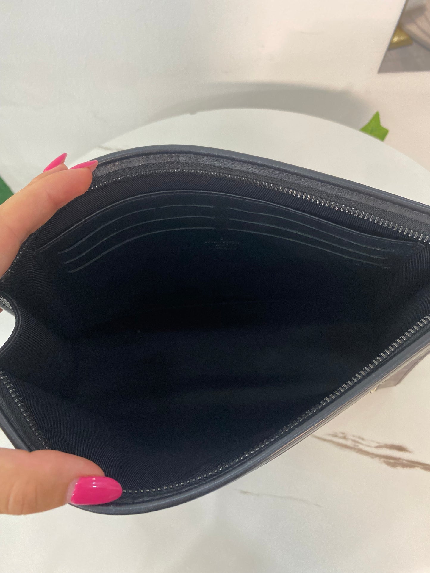 Pochette Louis Vuitton Voyage MM