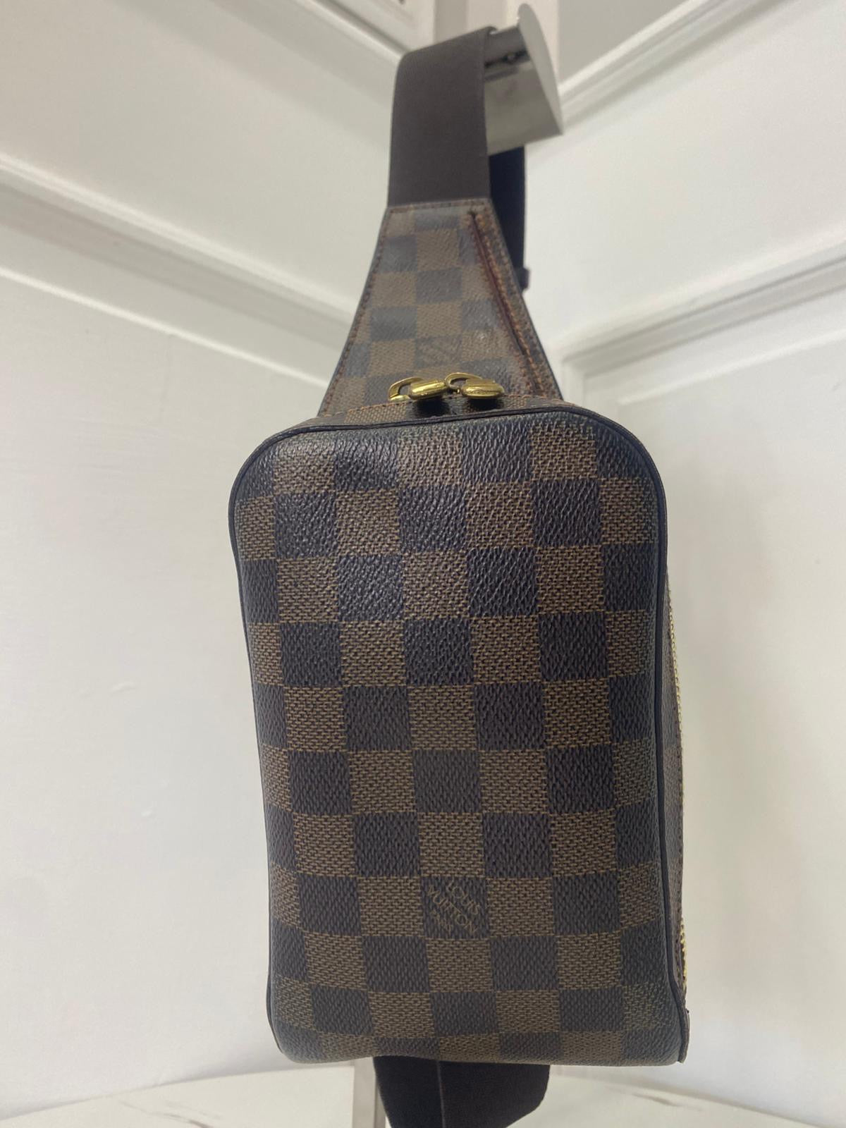 Louis Vuitton Marsupio Geronimos