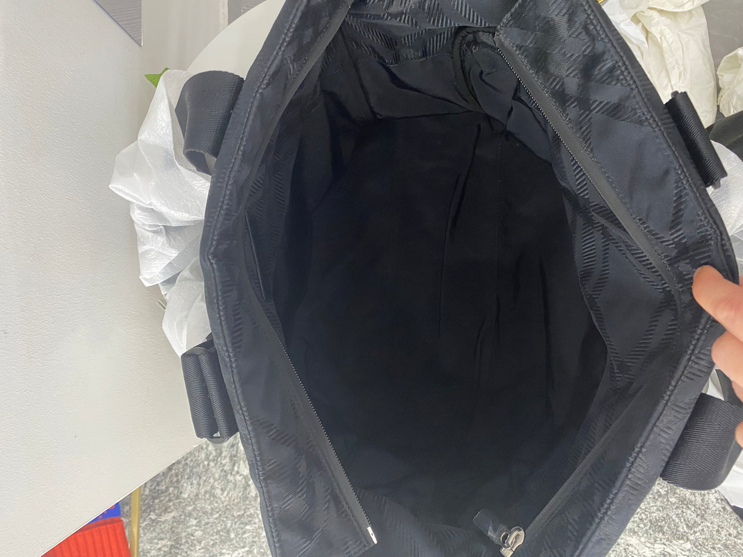Set Borsa e pochette Burberry