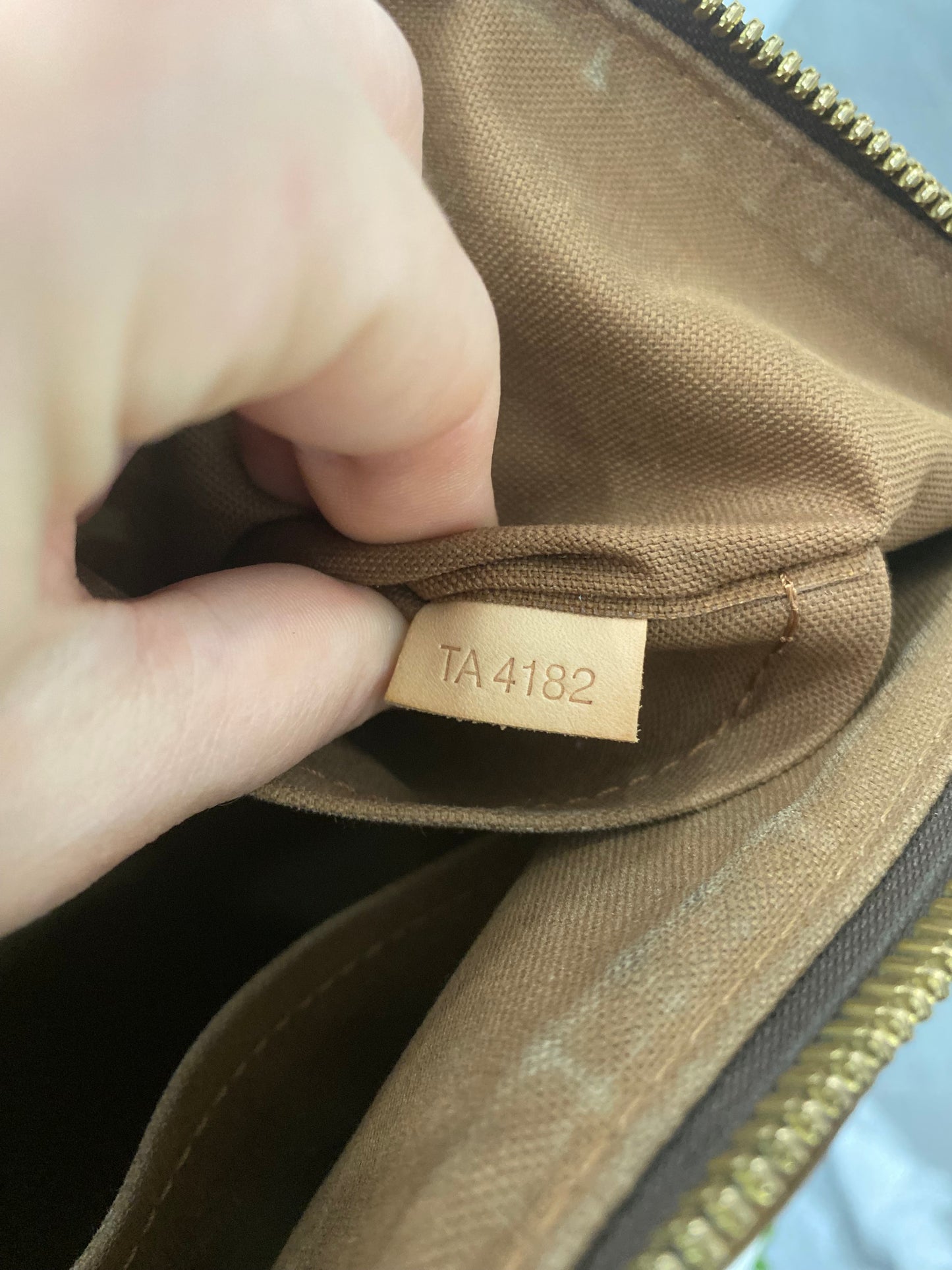 Borsa Louis Vuitton Palermo PM