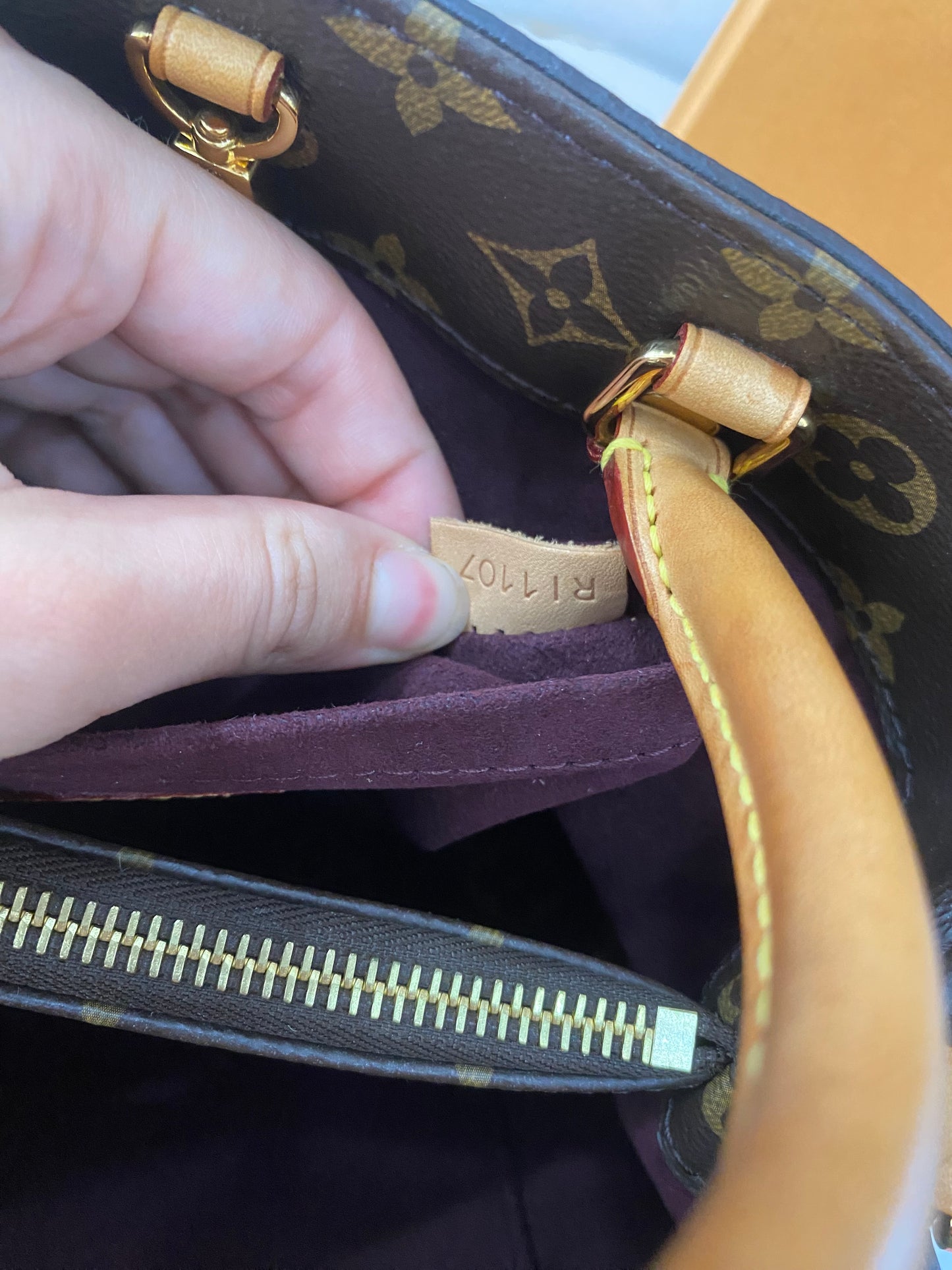 Borsa Louis Vuitton Montaigne BB
