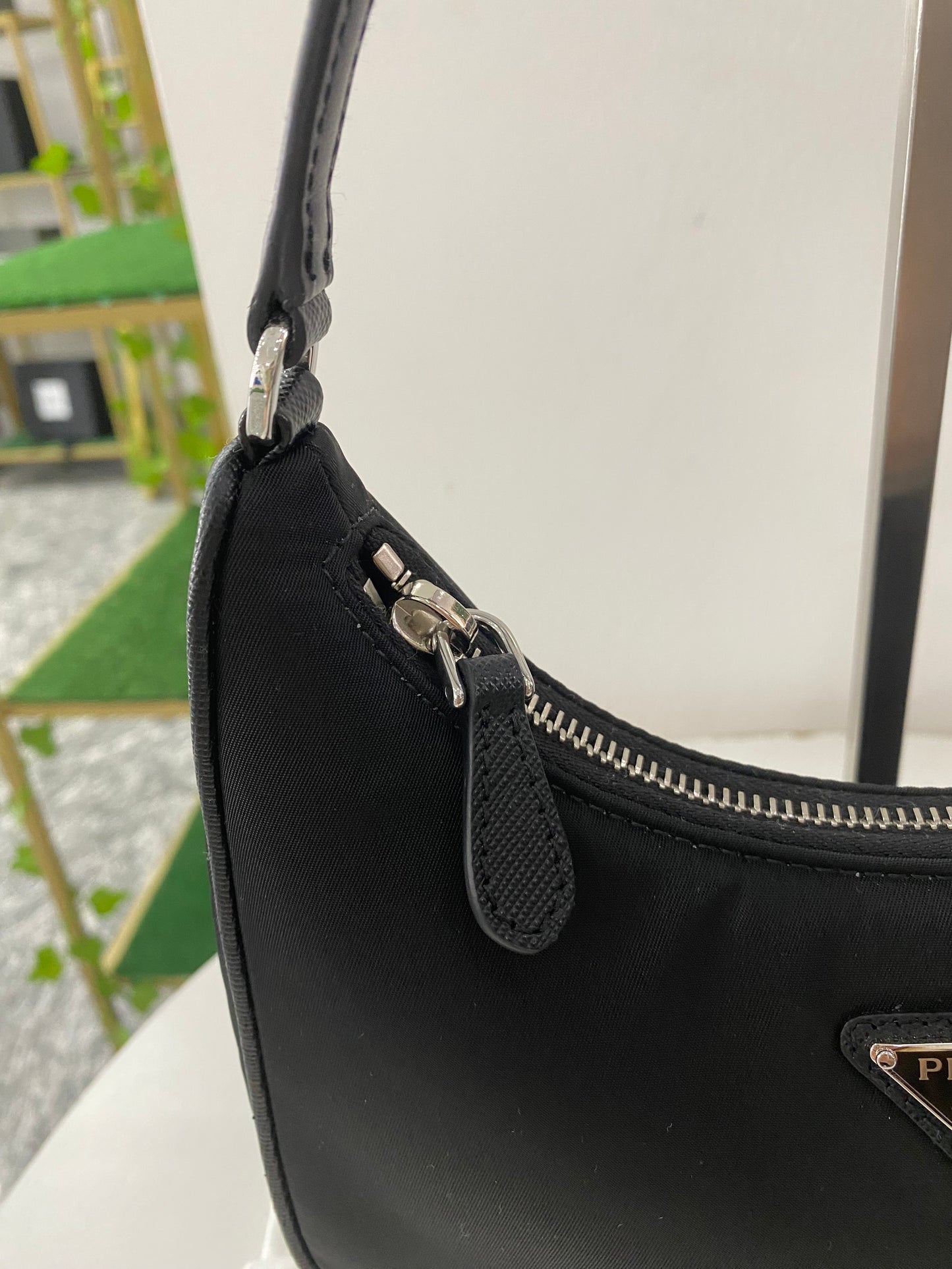 Borsa Mini Prada Re-Edition