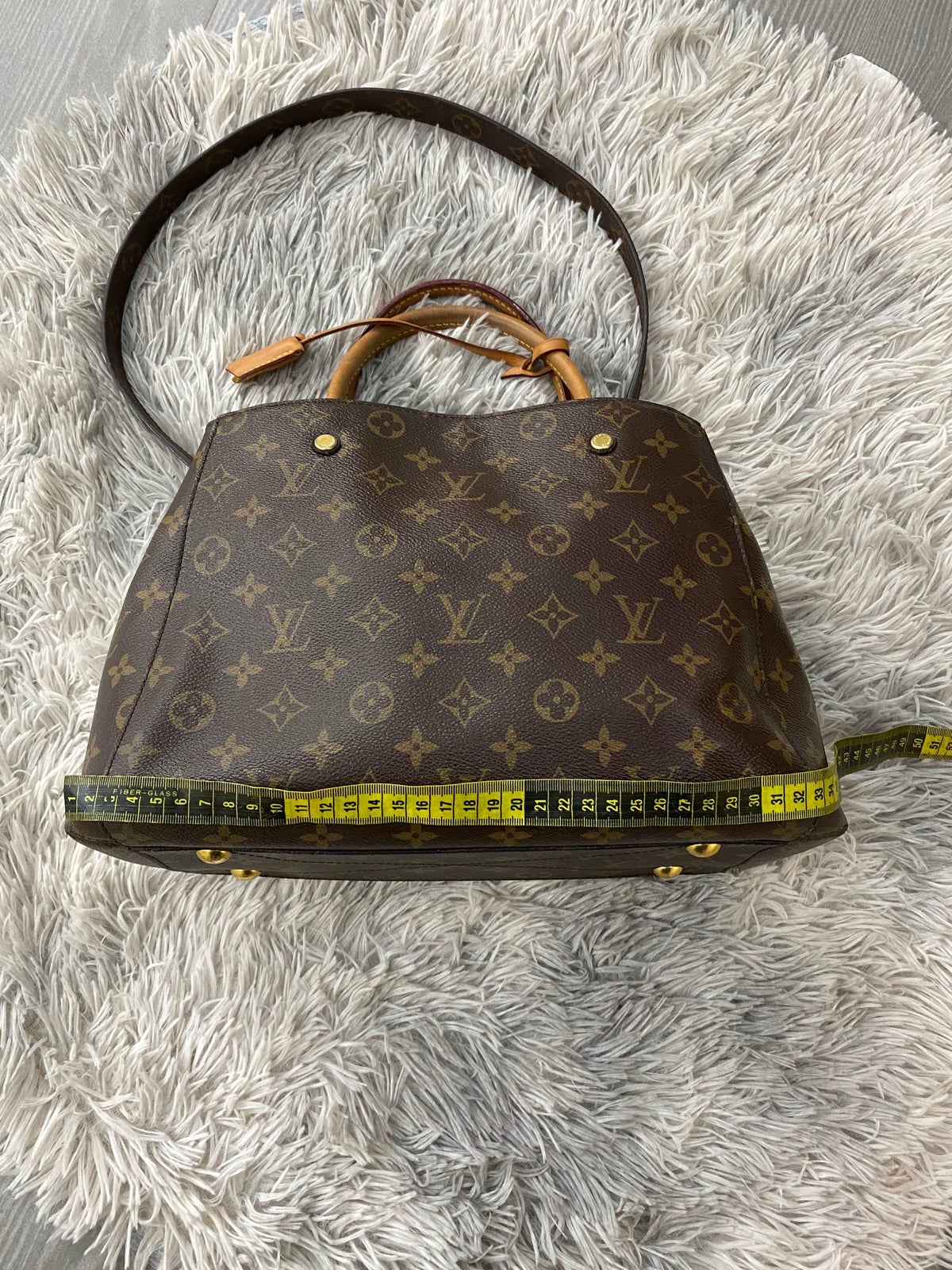 Borsa Louis Vuitton Montaigne MM