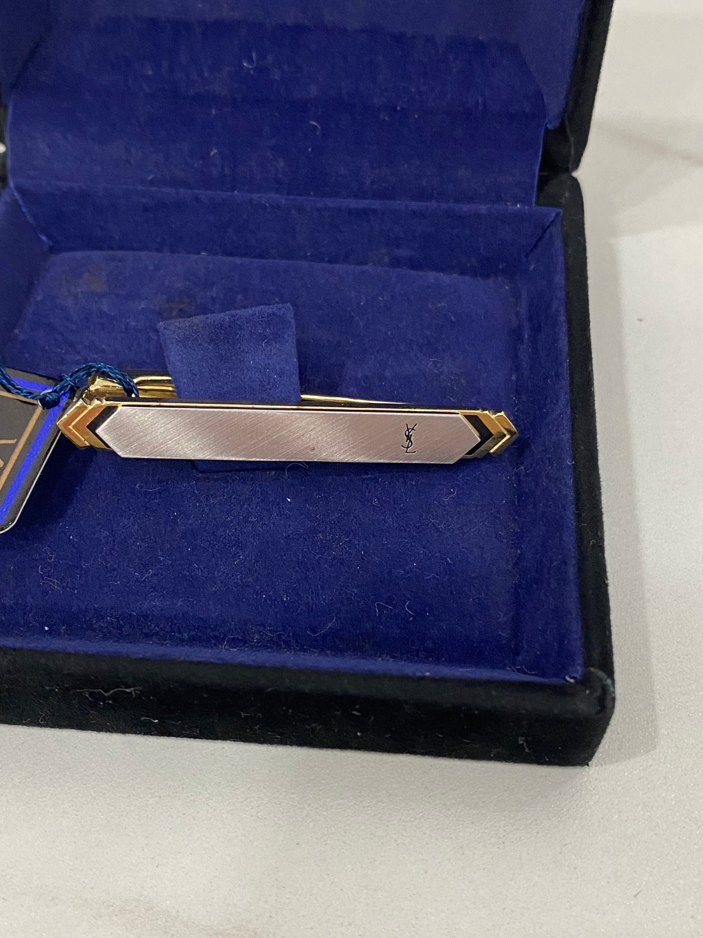 Fermacravatta YSL Saint Laurent