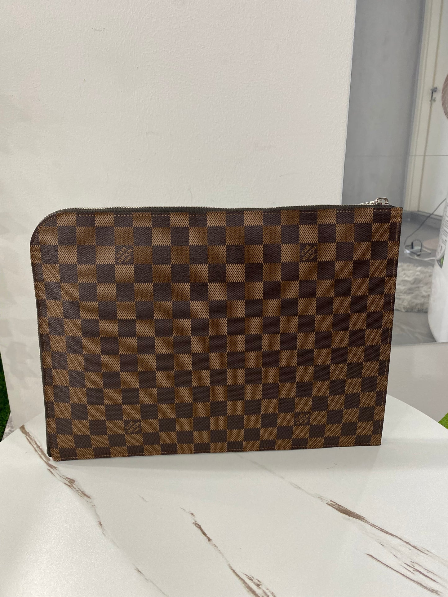 Pochette Louis Vuitton Jour GM