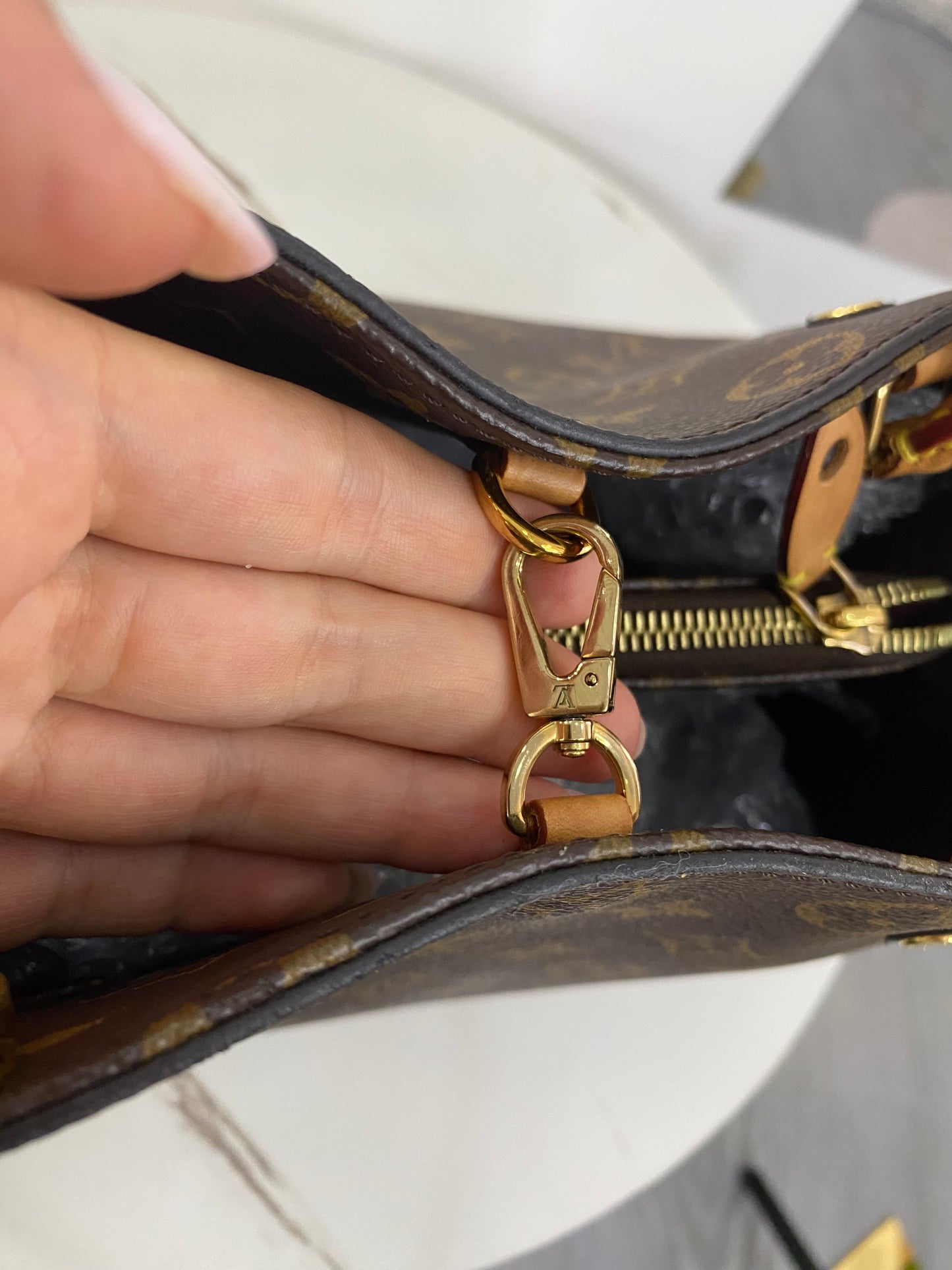 Borsa Louis Vuitton Montaigne MM