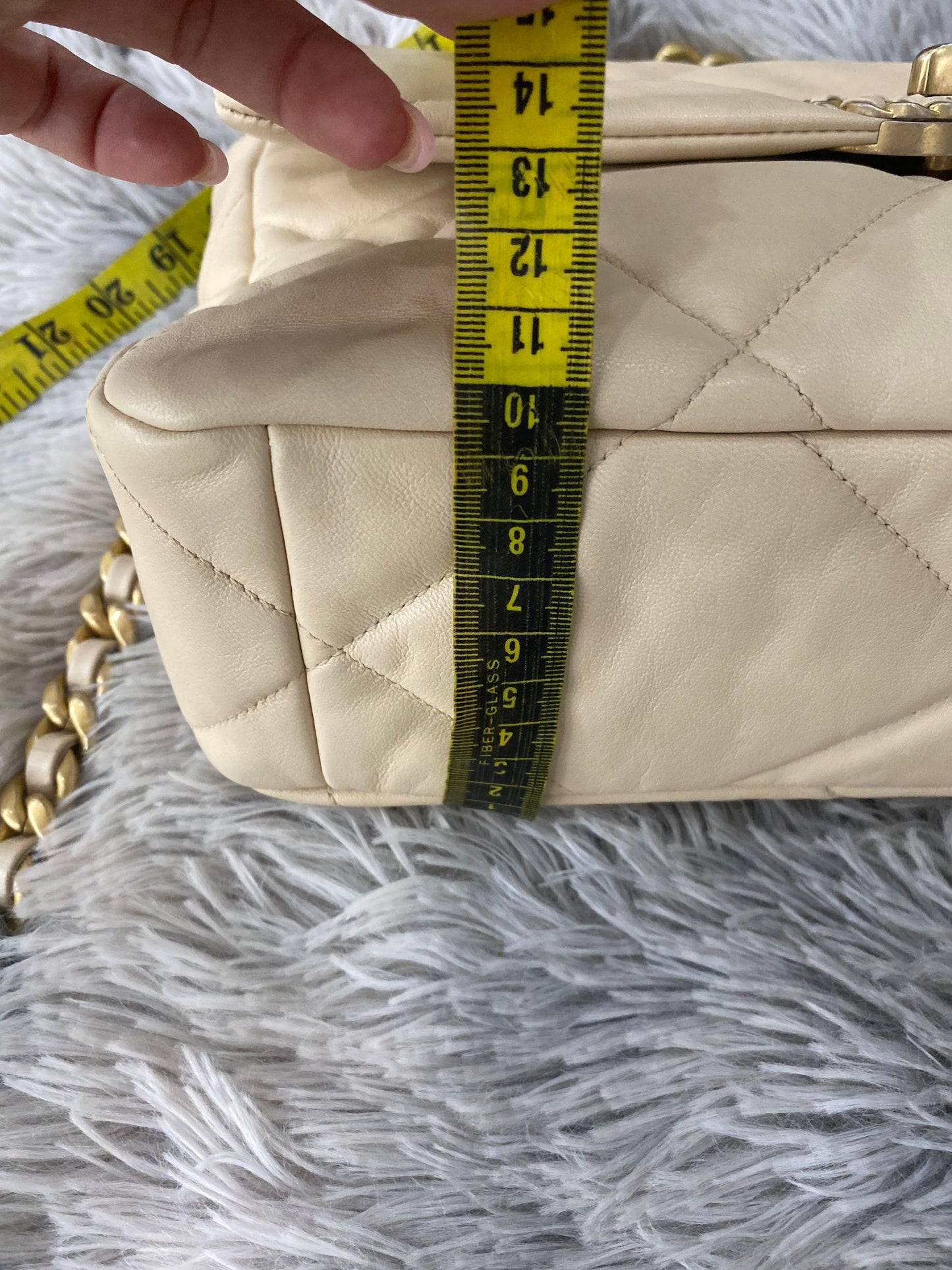 Borsa Chanel 19