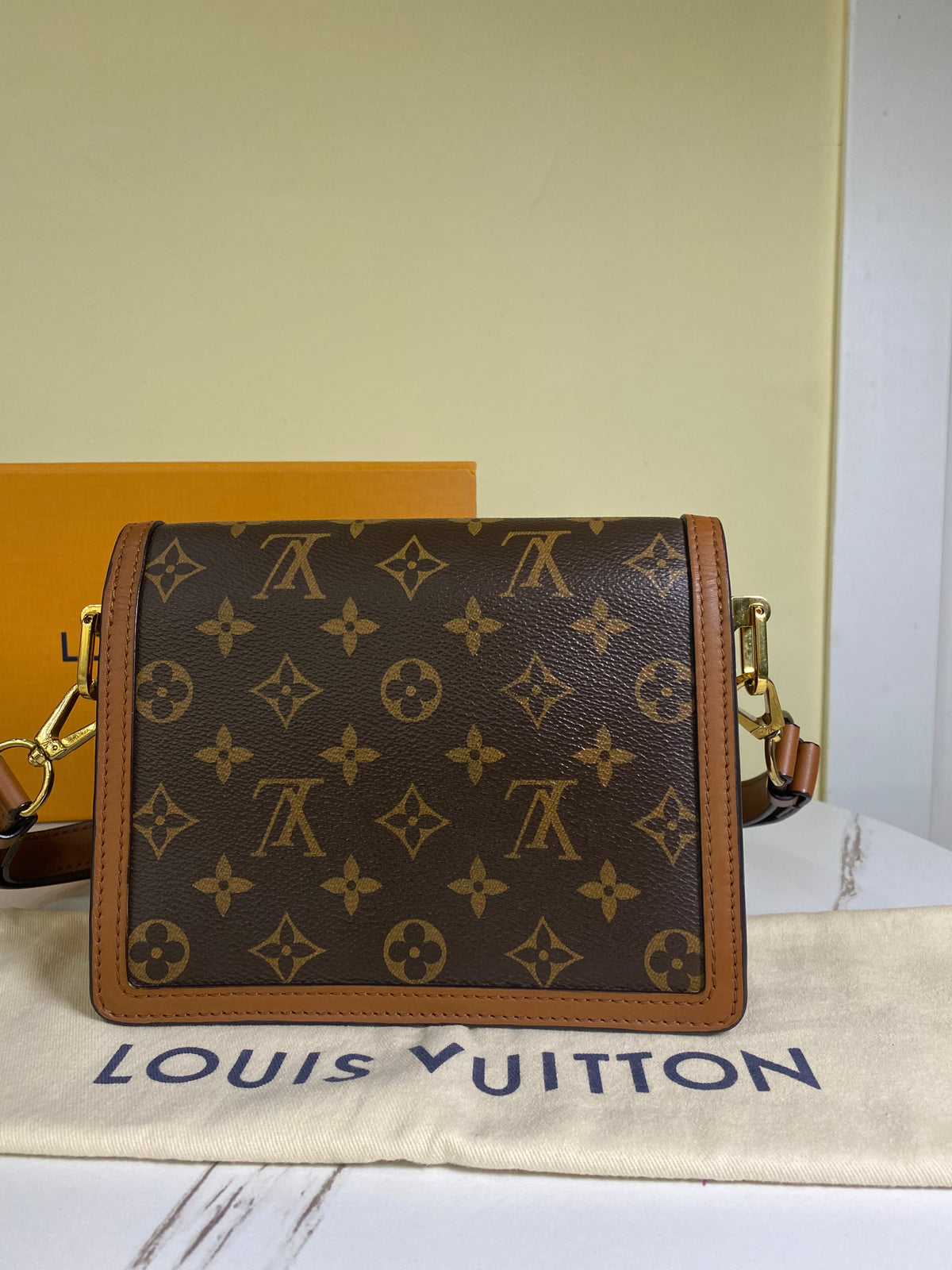 Borsa Louis Vuitton Dauphine Mini Reverse