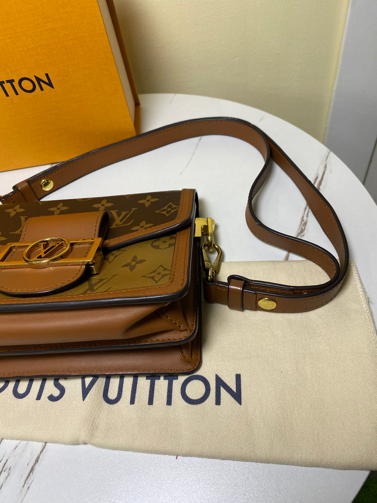 Borsa Louis Vuitton Dauphine Mini Reverse