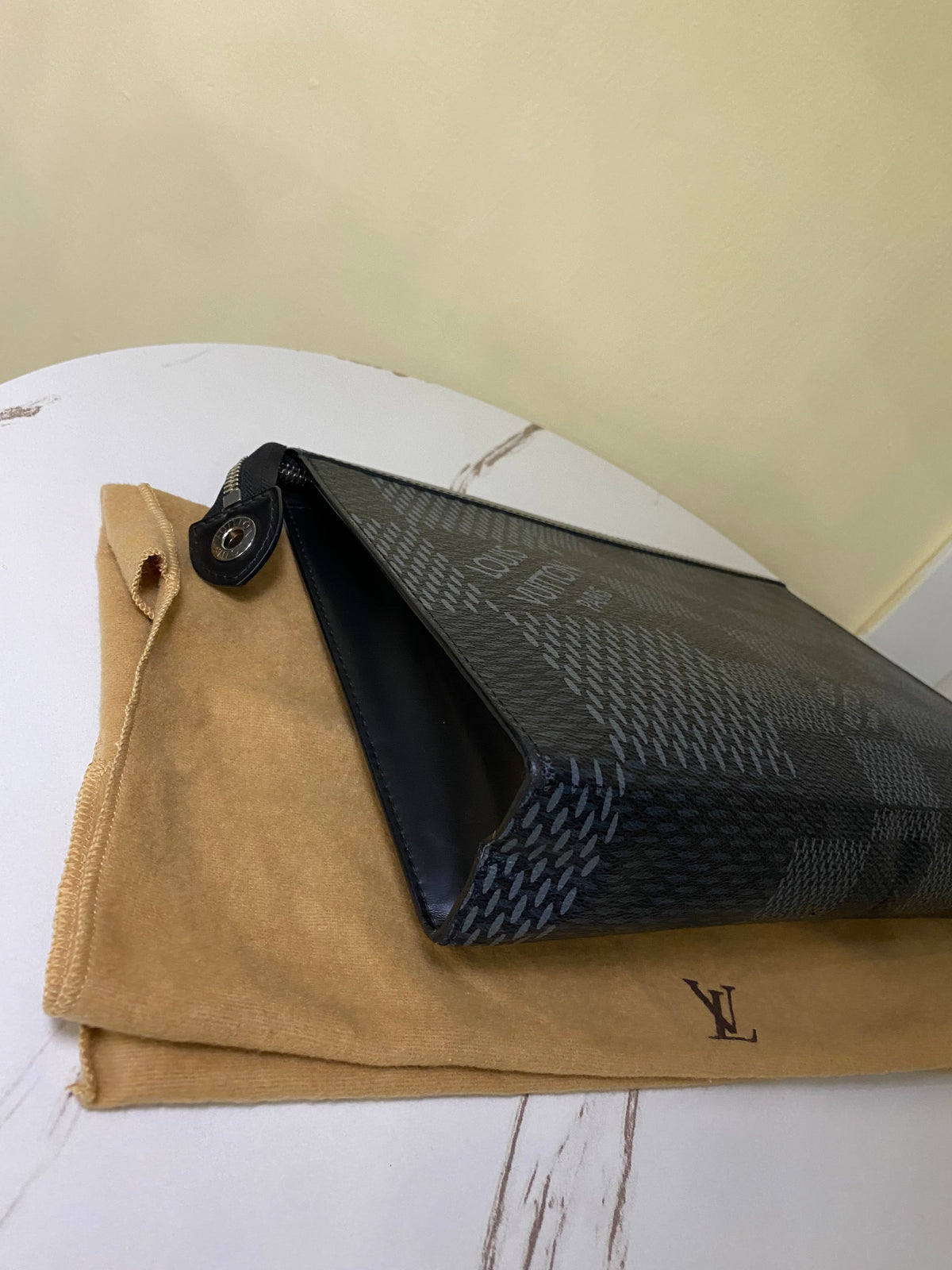 Pochette Louis Vuitton Voyage MM